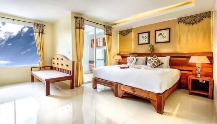 The Cheetar Hotel カトゥー エクステリア 写真